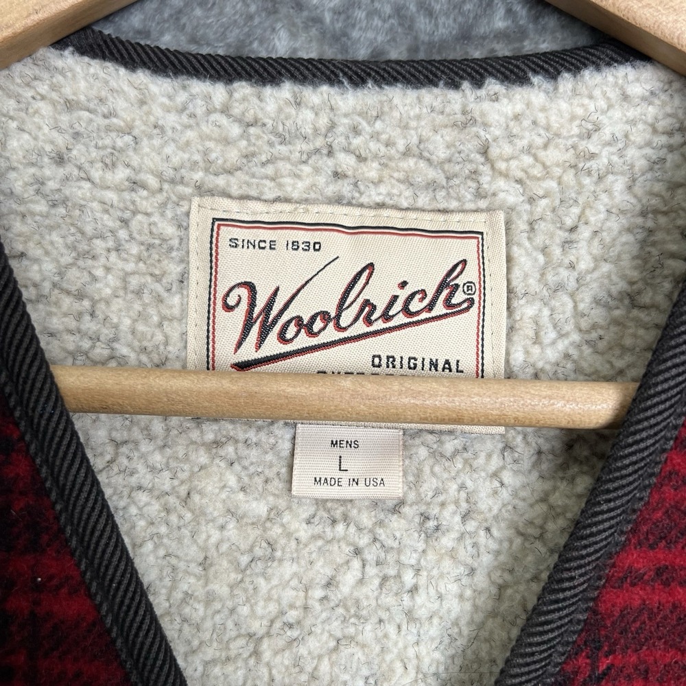 VTG Woolrich Vest Mens L Red Plaid Sherpa Lined Pockets Hunting Buffalo USA made - Picture 2 of 6